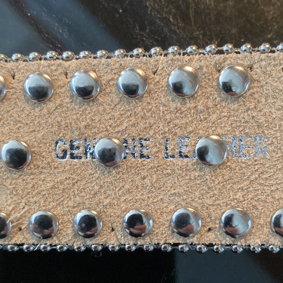 NOCONA Crystal studded turquoise  copperwire wrapped embellishments Size XL - Picture 9 of 16